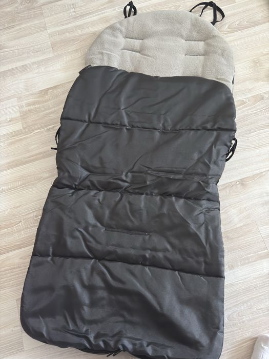 Продам новый матрас для коляски (теплый)