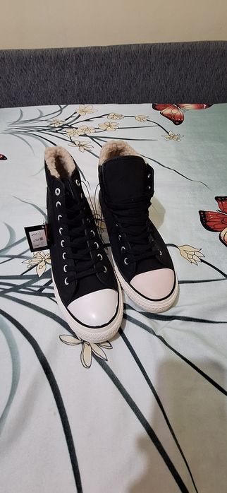 Tenisi inalti imblaniti,culoare neagra,nr 45,comozi,Super preț