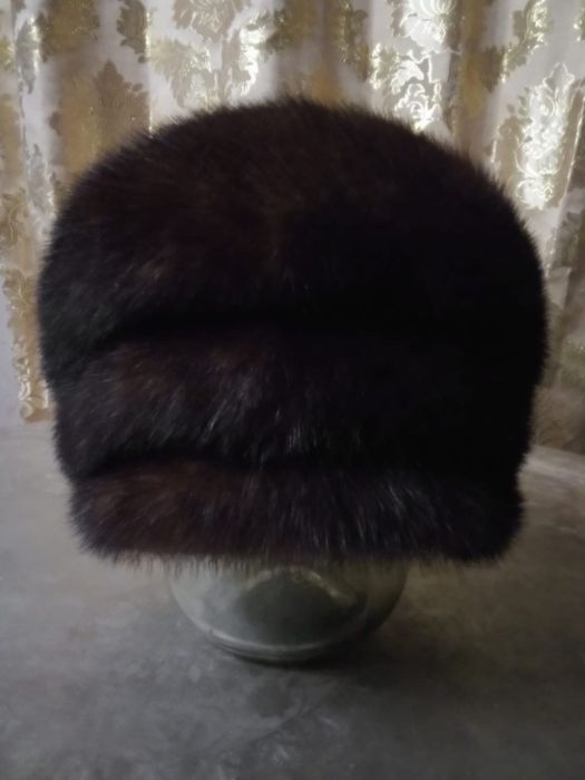 Продам шапки норка и чернобурка