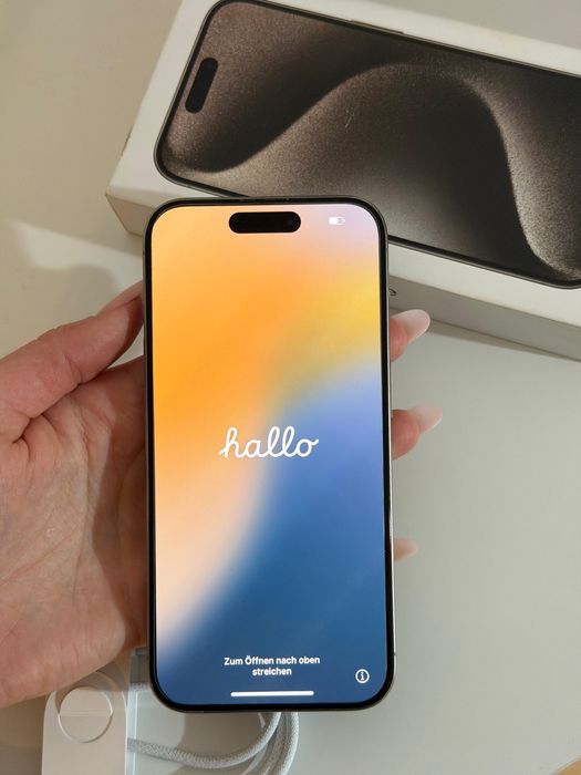 Iphone 15 PRO Natural titanium