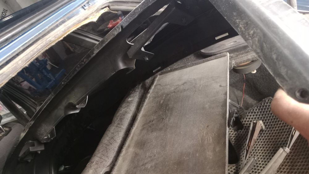 Продам капот и бампер 2114 новый