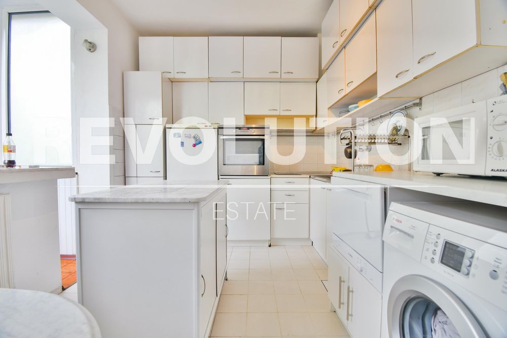 Дава се под наем Тристаен апартамент в София, Гоце Делчев - 90 кв.м за 650 € - Снимка #3