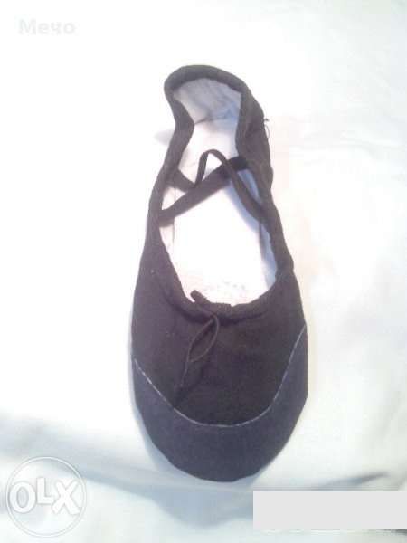 туфли за балет, гимнастика или танци за крак от15 см до