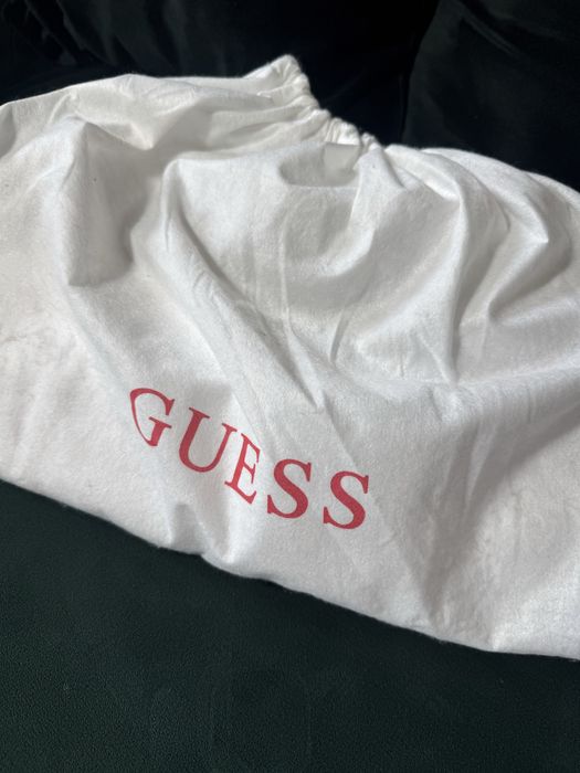 Geanta Guess noua