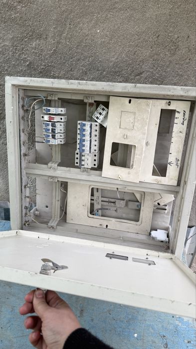 Шиток электрический