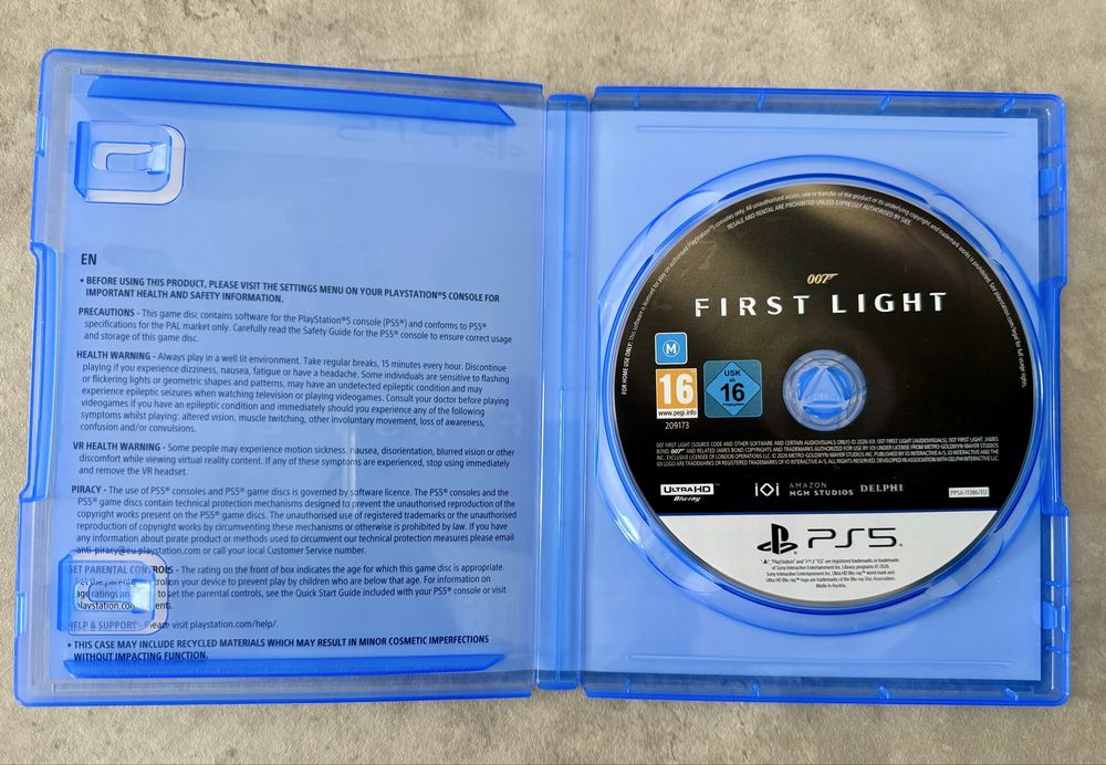 James Bond First Light + Call of Futy Black Ops 7