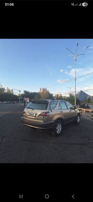 Машина Лексус рх 300