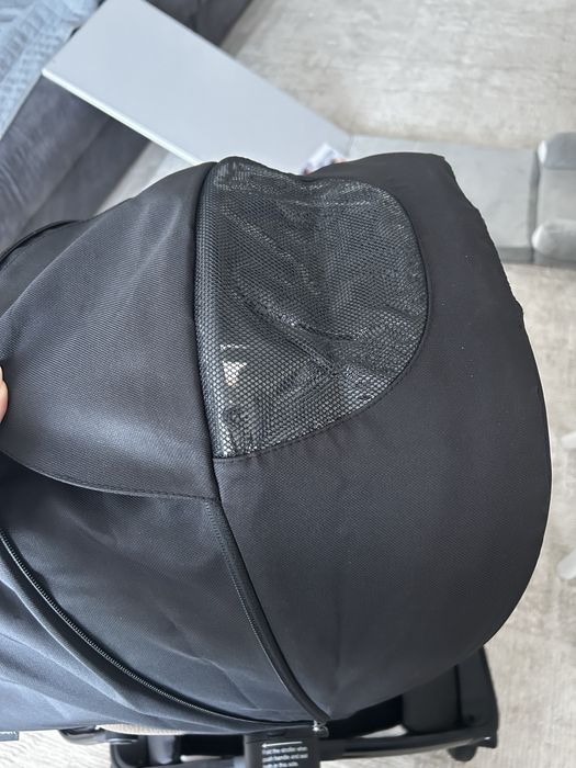 Продам прогулочную коляску