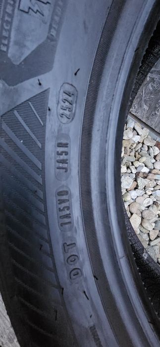 Anvelope Goodyear EficientGrip Performance Electric 195/60 R18 96H