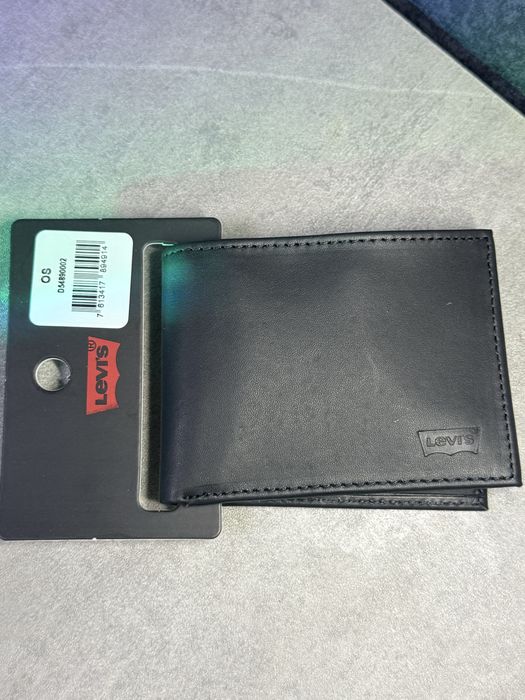 Portofel Levi’s piele Nou