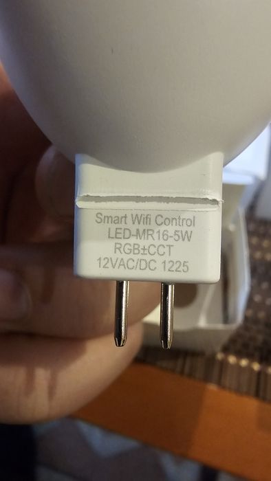 Смарт крушки луничка MR16 и GU10 wifi amazon alexa google home