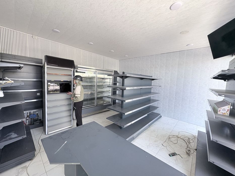 Navoiy Karmana tashkentskiy svetafor yonida