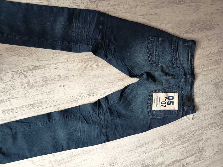 Мъжки дънки G-star Raw размер м-л,може коментар на цената
