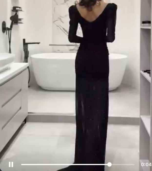 Вечернее платье со стразами длинное