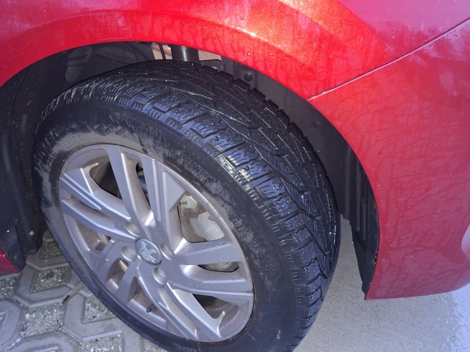 Peugeot 208 1.2 benzina