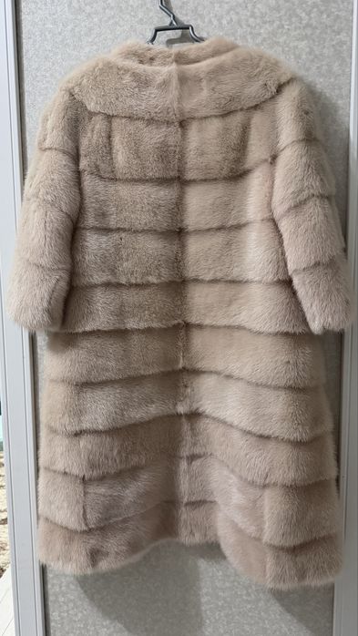 Продам норковую шубу