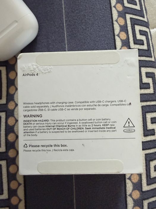 Airpods 4 оригинал