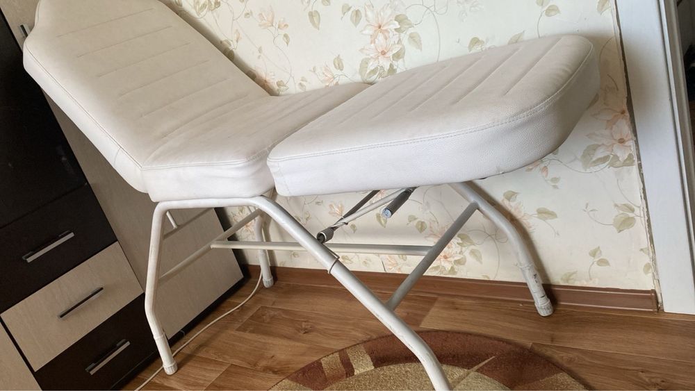 Продам кресло - кушетку срочно