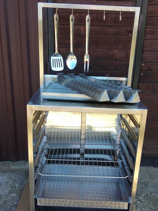Mobilier inox, mese, spălător etc