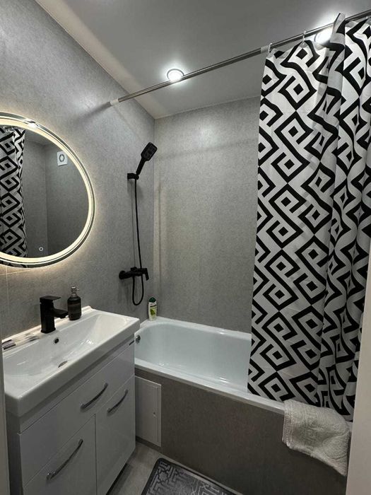 Продается 1 ком квартира район Школьник