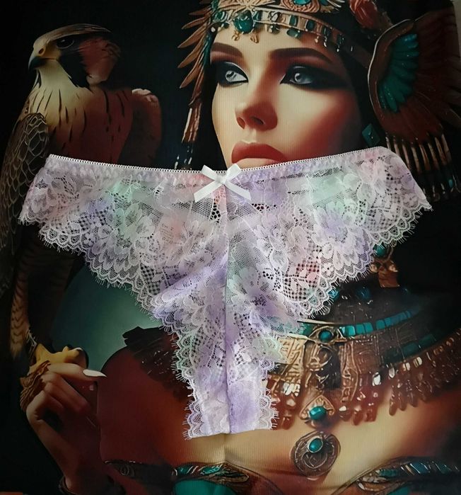 Ново! Комплект бразилиани С размер + бели памучни боксерки С размер.