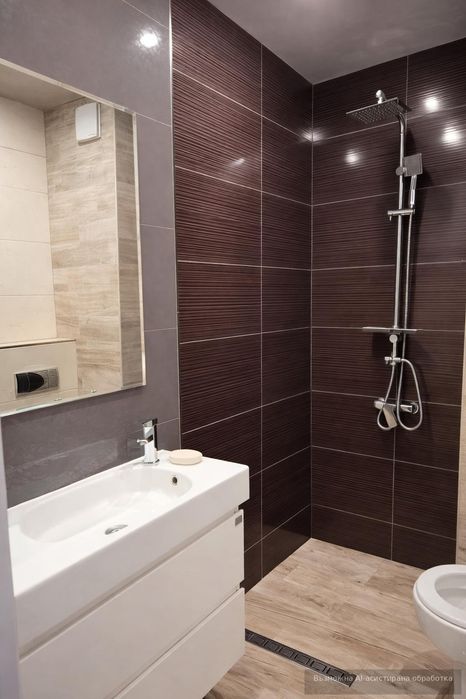 Тристаен апартамент под наем в кв. Южен