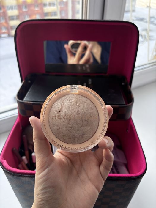 Продам косметику для визажиста