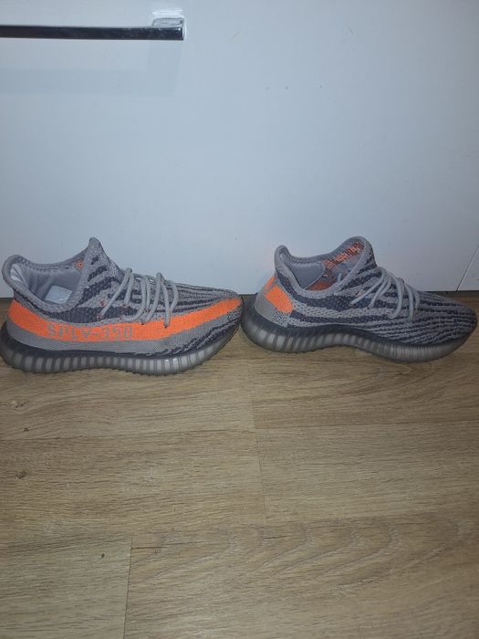 yeezy 350 v2 beluga