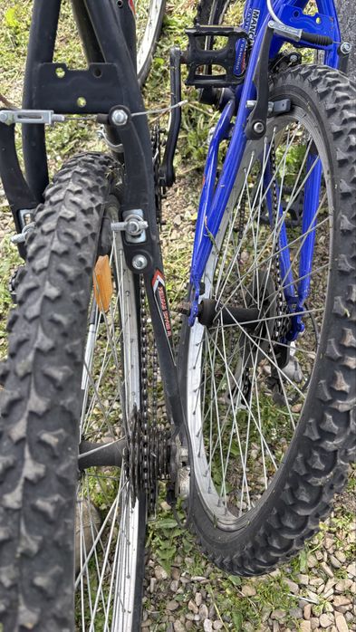 Vand trei biciclete