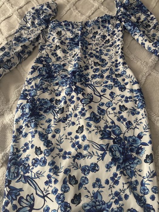 Дамска рокля на LALETO