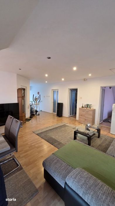 Casa cu mansarda  – Zona Aquastar, str. Gorunului