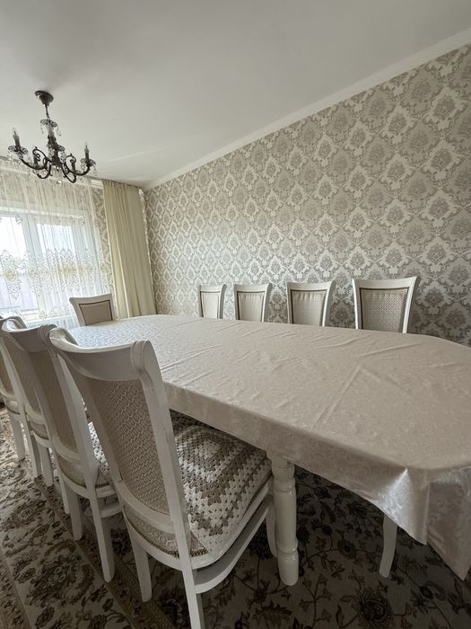 Продам стол со стульями