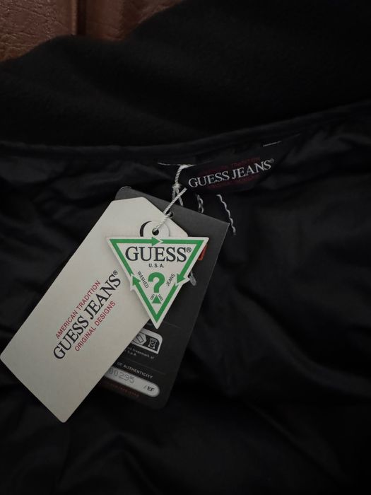•	Geacă Guess Jeans originală – nouă, neagră, model premium
