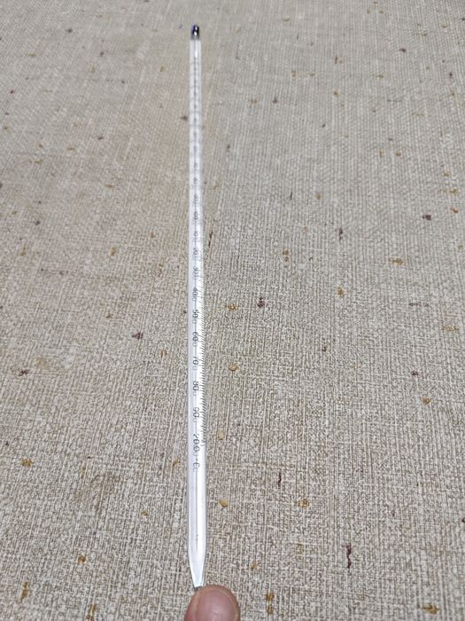 Лабораторни термометри-Немски 200гр,300градуса.