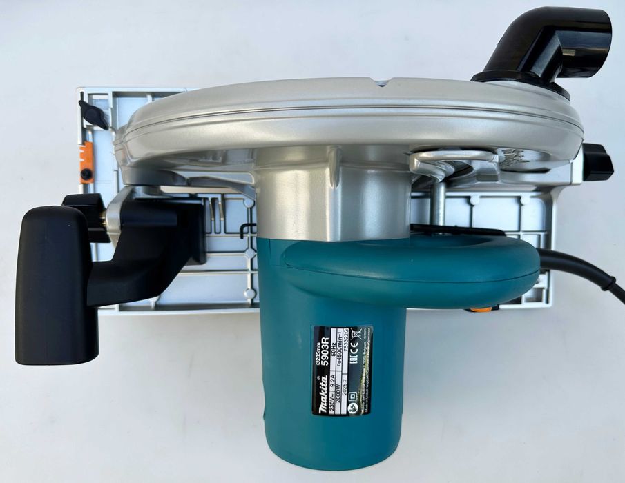 Makita 5903R - Нов мощен голям ръчен циркуляр 2000W 235мм