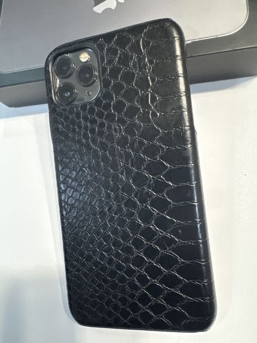 iPhone 11 PRO MAX • 256 GB • 100% Bateria