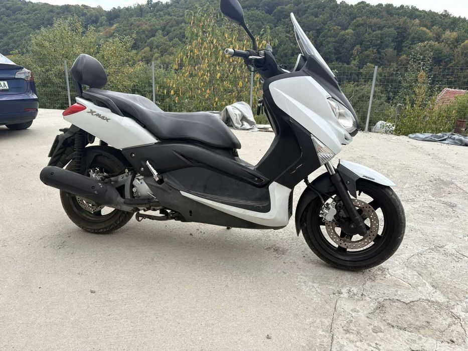 Yamaha X max 250 мотоциклет