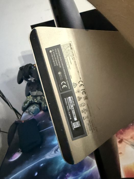 VAND URGENT in Bucuresti!! ASUS Vivo AiO V221 – i3-7100U, 8GB RAM, SSD 240 gb