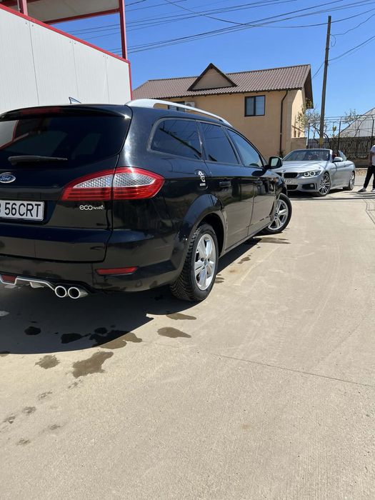 Vand ford mondeo mk4 2008 propietar in acte