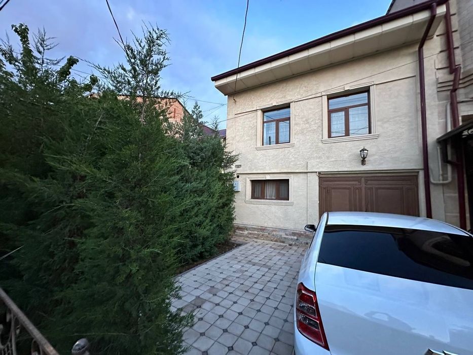 ПРОДАЁТСЯ Дом 2,3- сотки, евроремонт Академгородок 177000