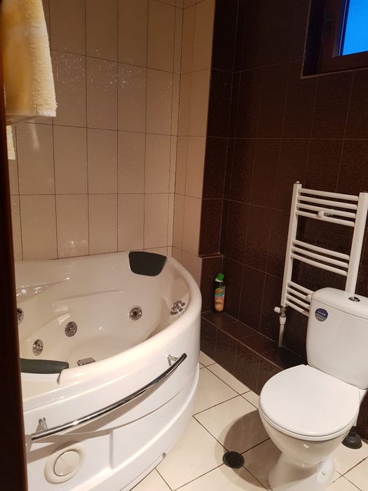 Cazare Constanta - apartament cu 3 camere - regim hotelier, cazare la mare / litoral - capacitate 8 - 10 persoane