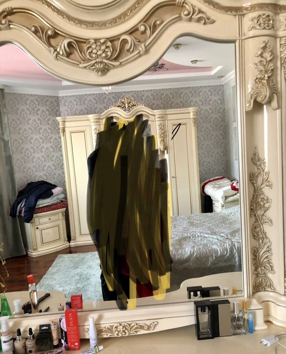 Спальный гарнитур