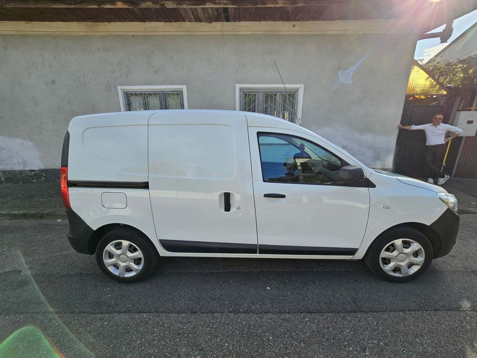 Se vinde Dacia Dokker