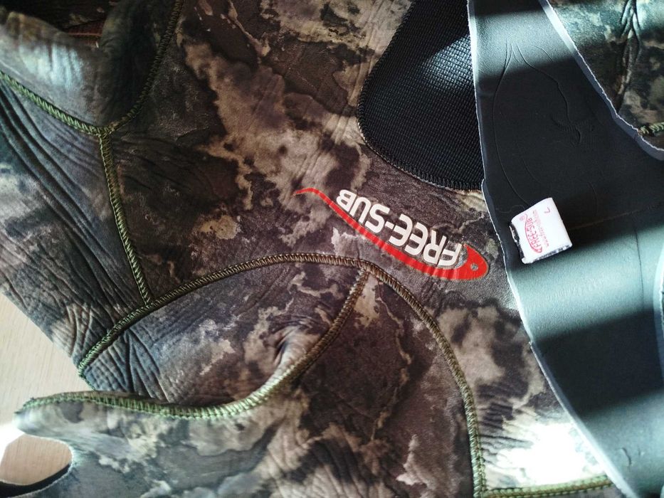 Водолазен неопрен FreeSub 5 мм – размер L (две части)