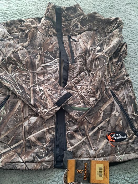 Geacă  de vânătoare browning nouă