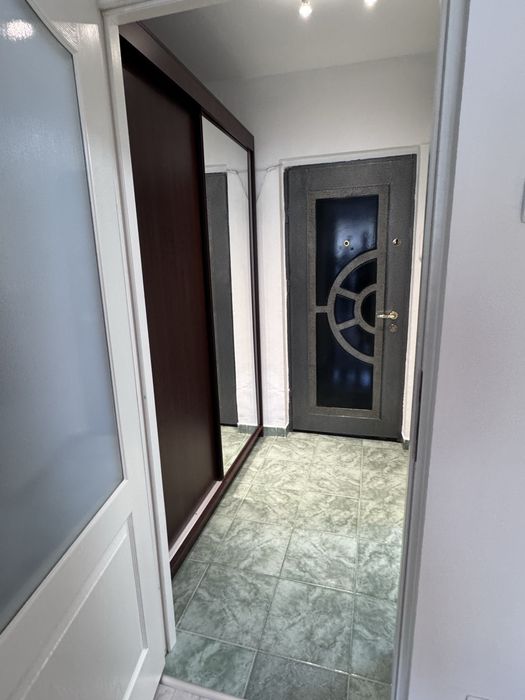 Garsoniera renovata Titan