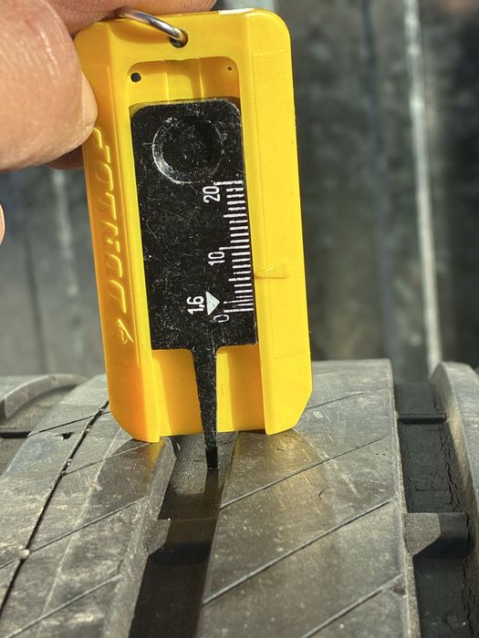 215/55/17 Бриджстоун Летни