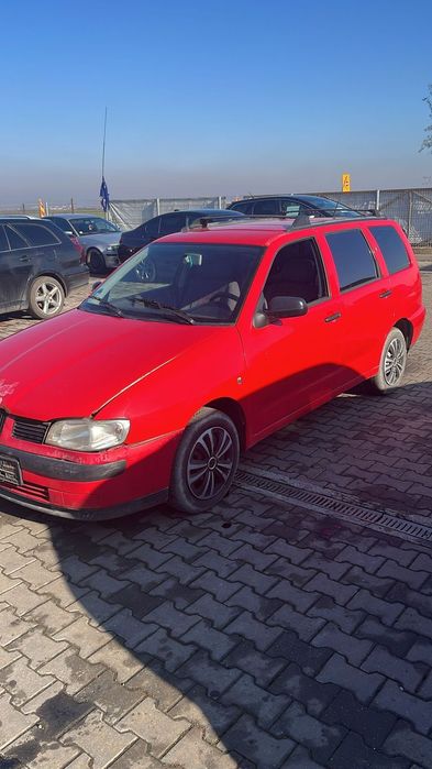 Dezmembram Seat Vario 1.4 benzina din 2001