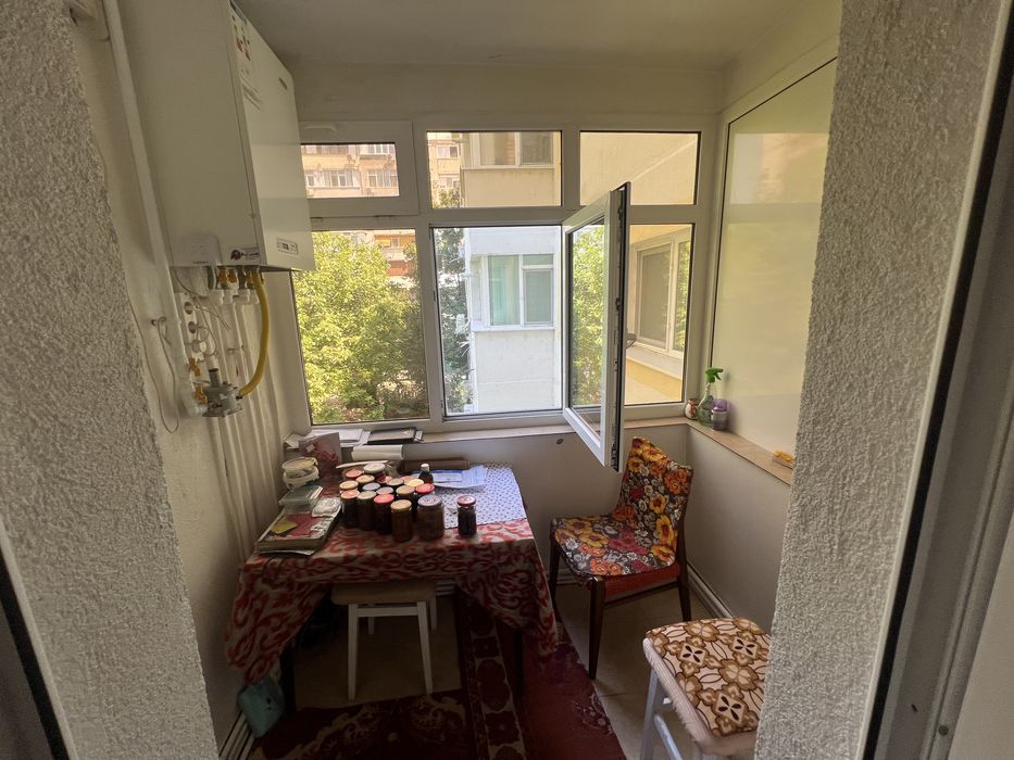 Apartament 2 camere de vanzare