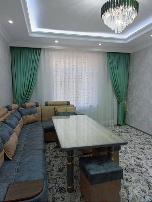 7 каватли лифтли домнинг 1 каватида 2 хонали квартира ижарага берилади